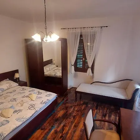 Lisko Vacation House