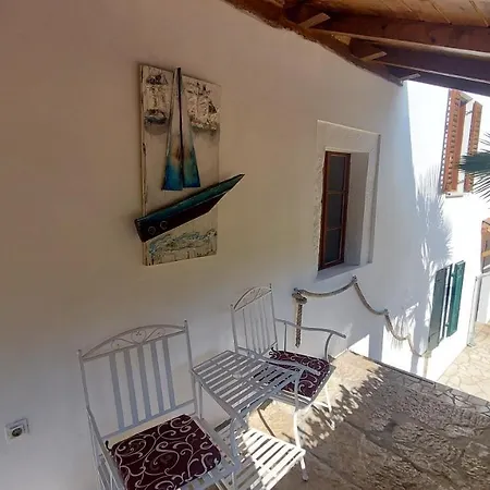 Lisko Vacation House Tribalj (Primorsko-Goranska)