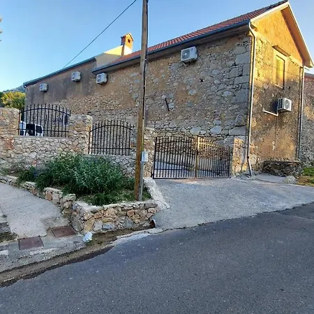 Lisko Vacation House
